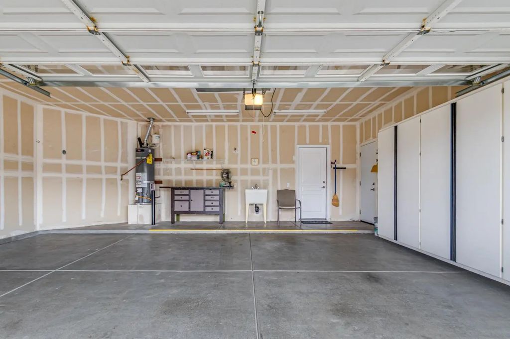 2250 Walden View Lane, Lincoln
