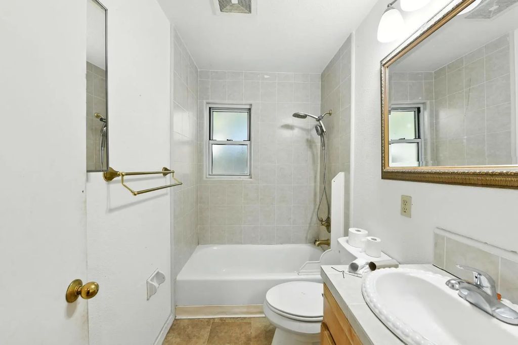 5210 Nugget Road, Fair Oaks