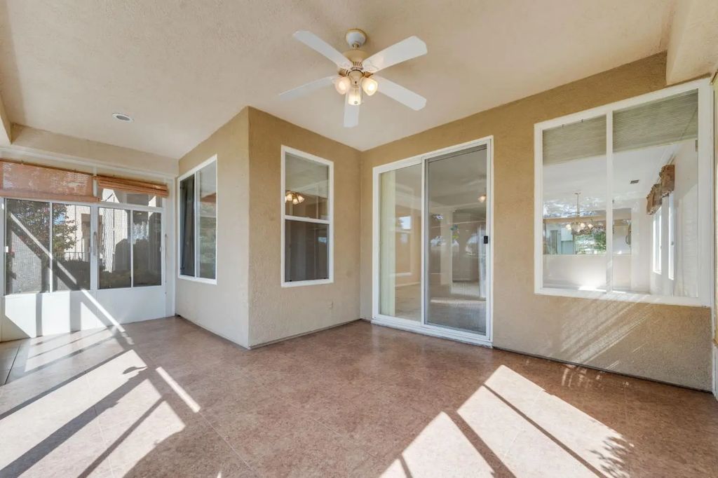 7456 School House Lane, Roseville