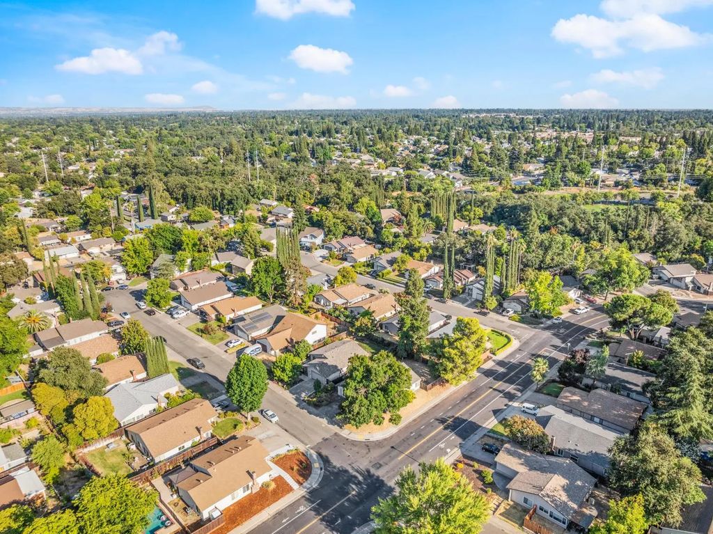 8078 Oak Meadow Court, Citrus Heights
