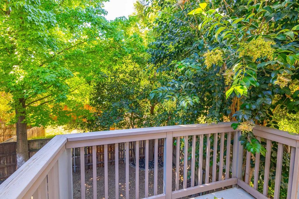 5223 Lake Knoll Lane, Fair Oaks