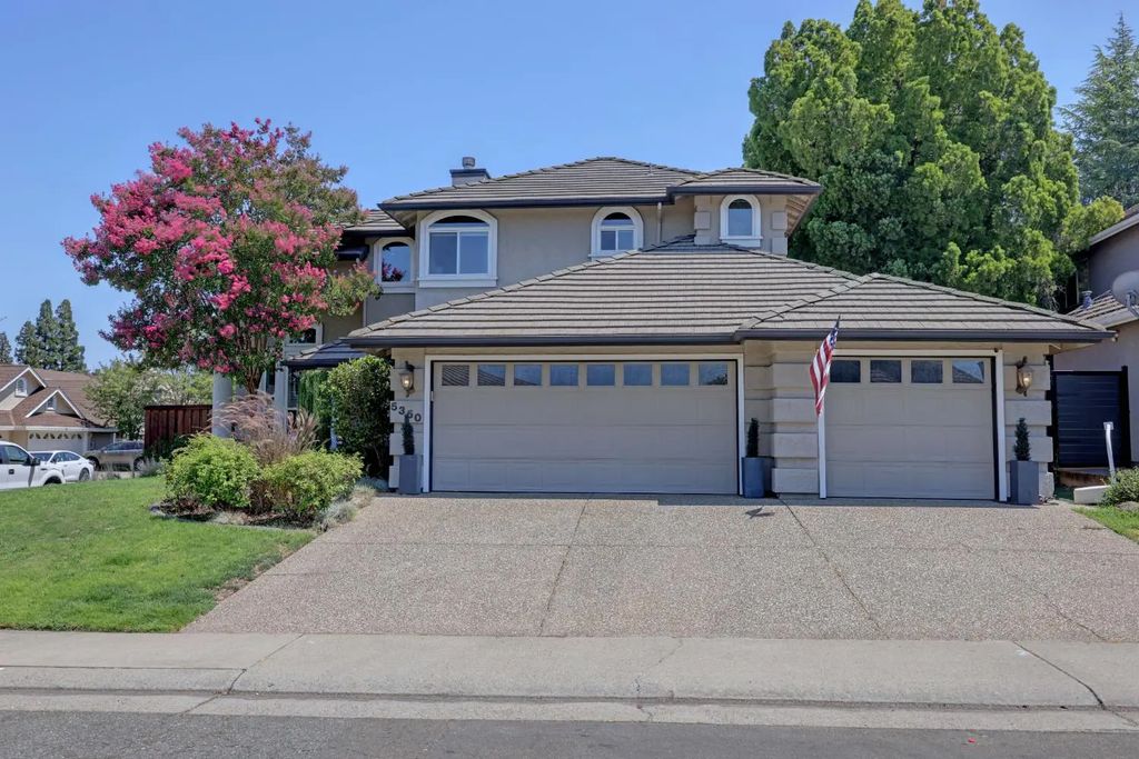 5350 Flyway Drive, Fair Oaks