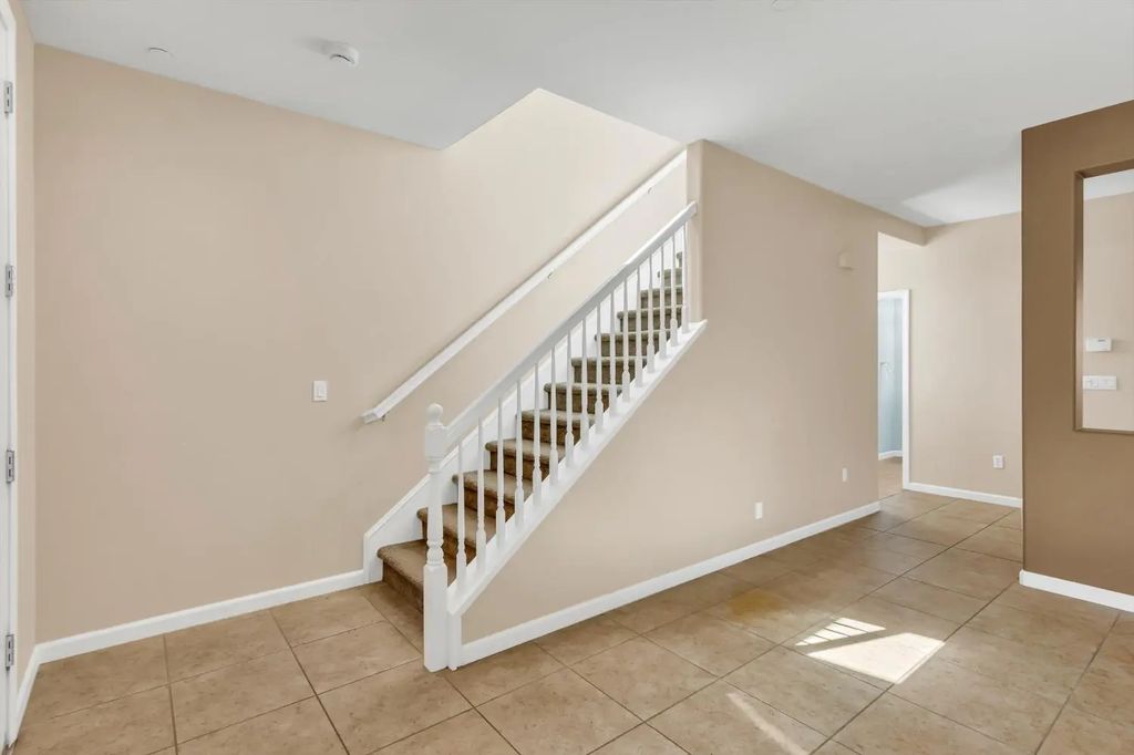 3009 Monument Drive, Roseville