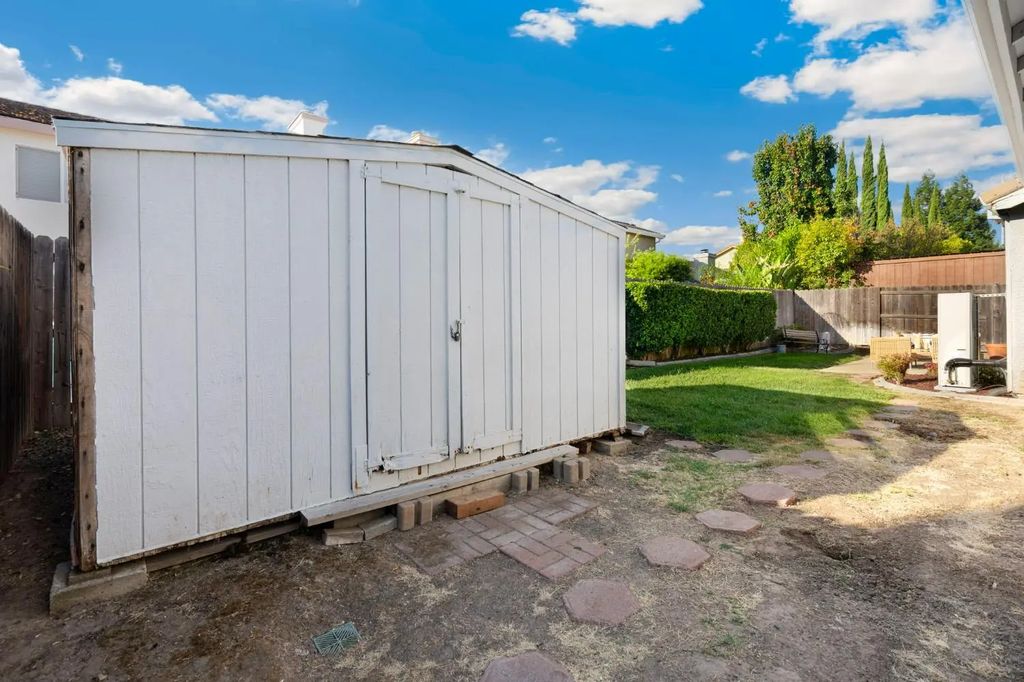 8008 Landmark Place, Antelope
