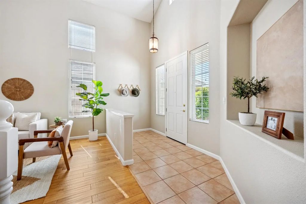 3234 Europa Street, Roseville