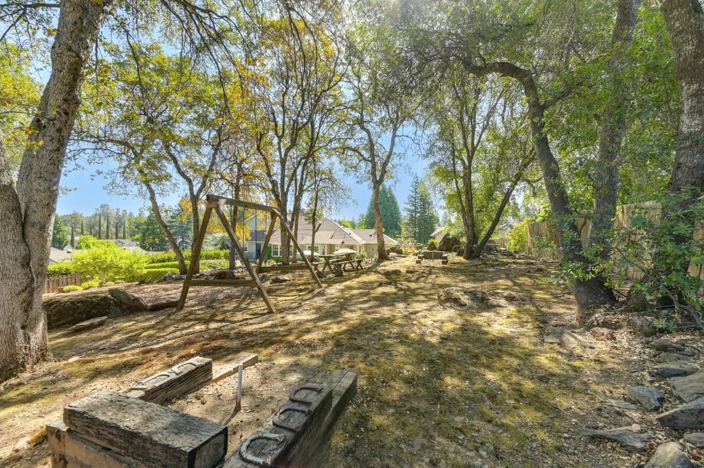 2528 Debera Court, Placerville