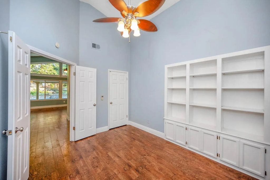 11832 S Carson Way, Gold River