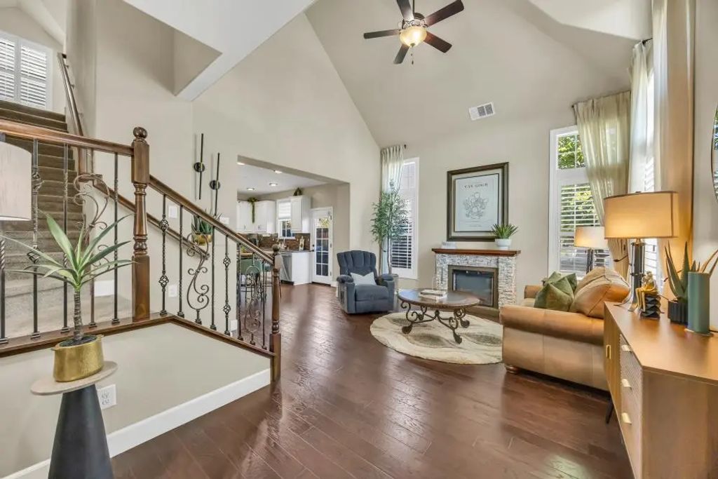 1224 Lavande Drive, Roseville