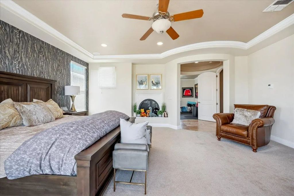 8631 French Creek Court, Roseville