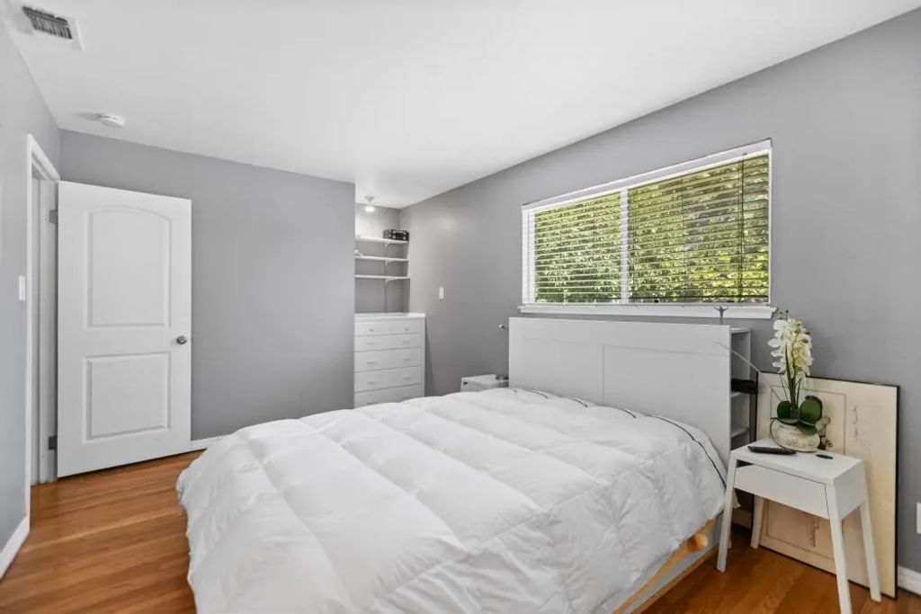 2501 Los Feliz Way, Carmichael