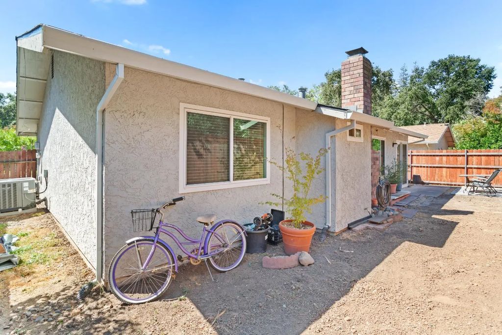 8541 Cumulus Way, Orangevale
