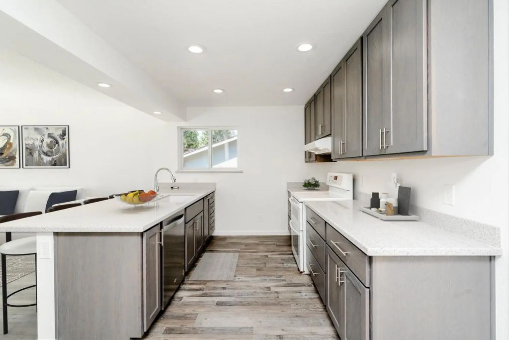 9260 Castlemont Circle, Orangevale