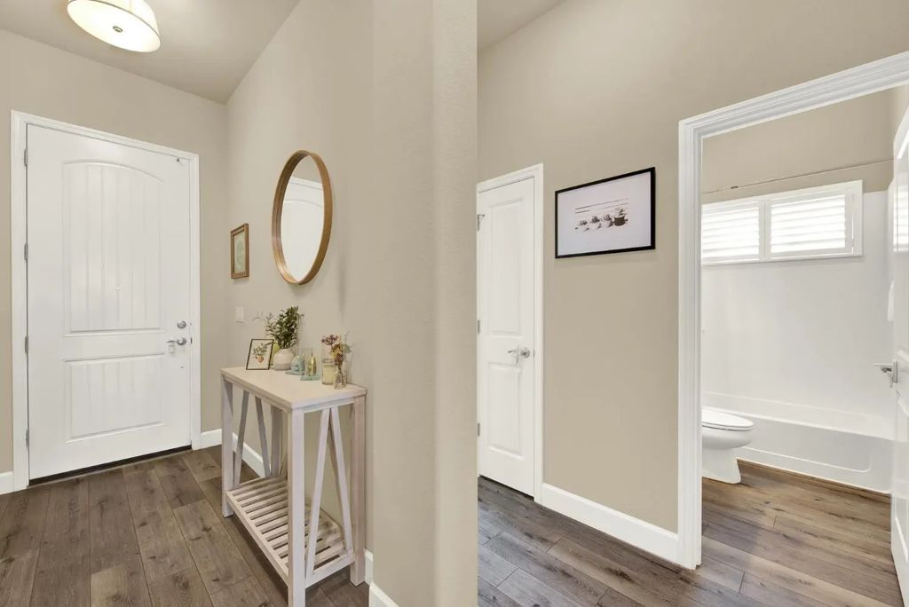 5137 Creekhollow Way, Roseville