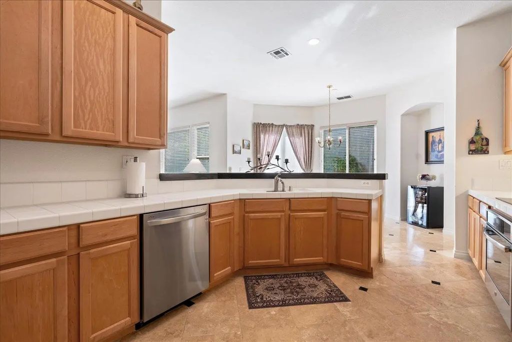 12012 Gold Pointe Lane, Gold River