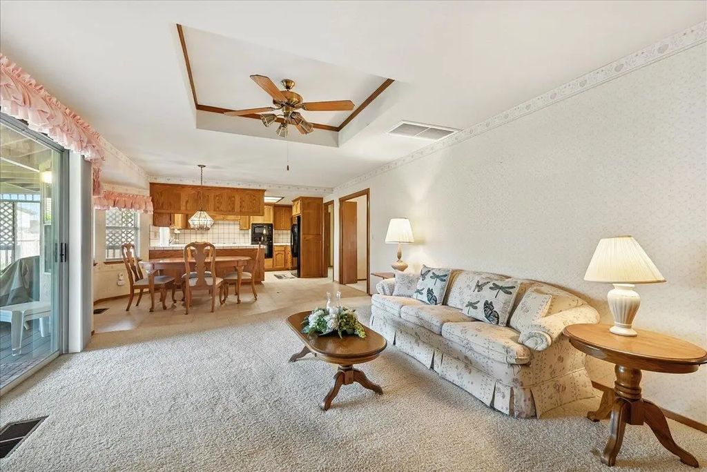 1012 Chippendale Way, Roseville