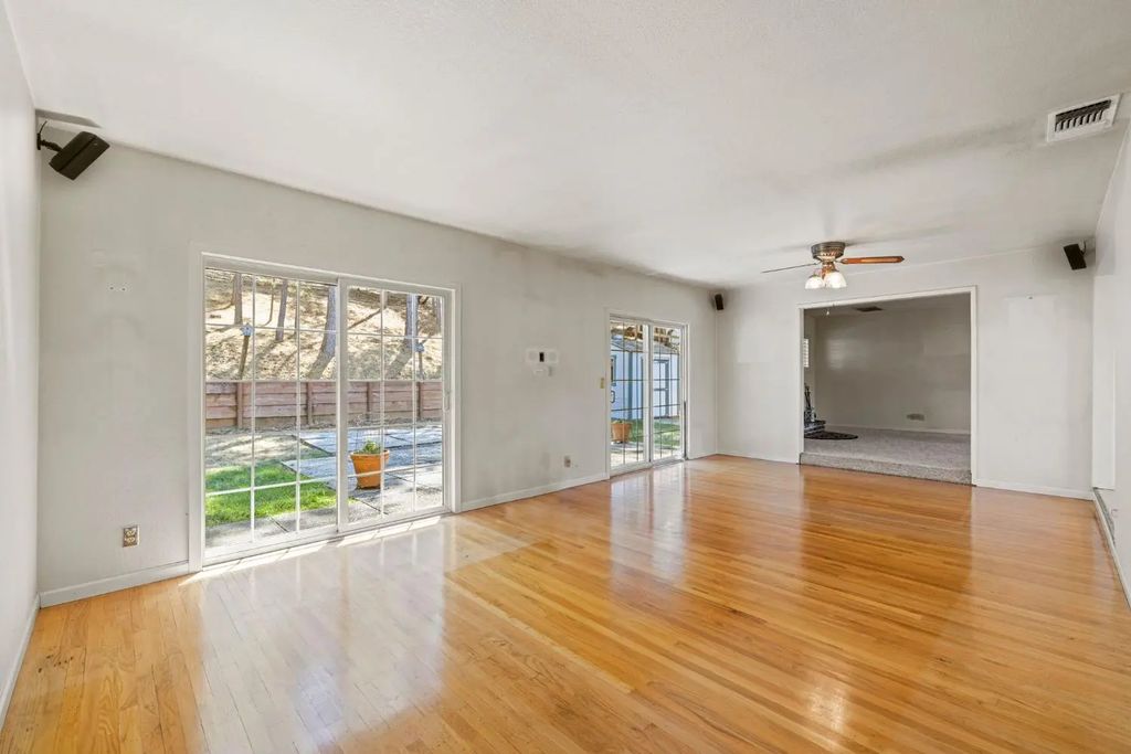5011 Stanley Drive, Auburn
