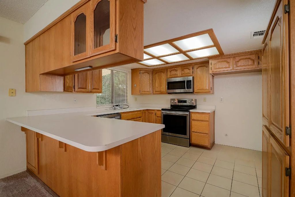 5437 Elsinore Way, Fair Oaks