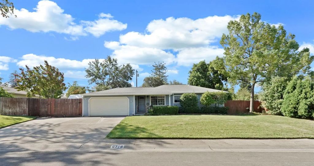6716 Manila Avenue, Fair Oaks