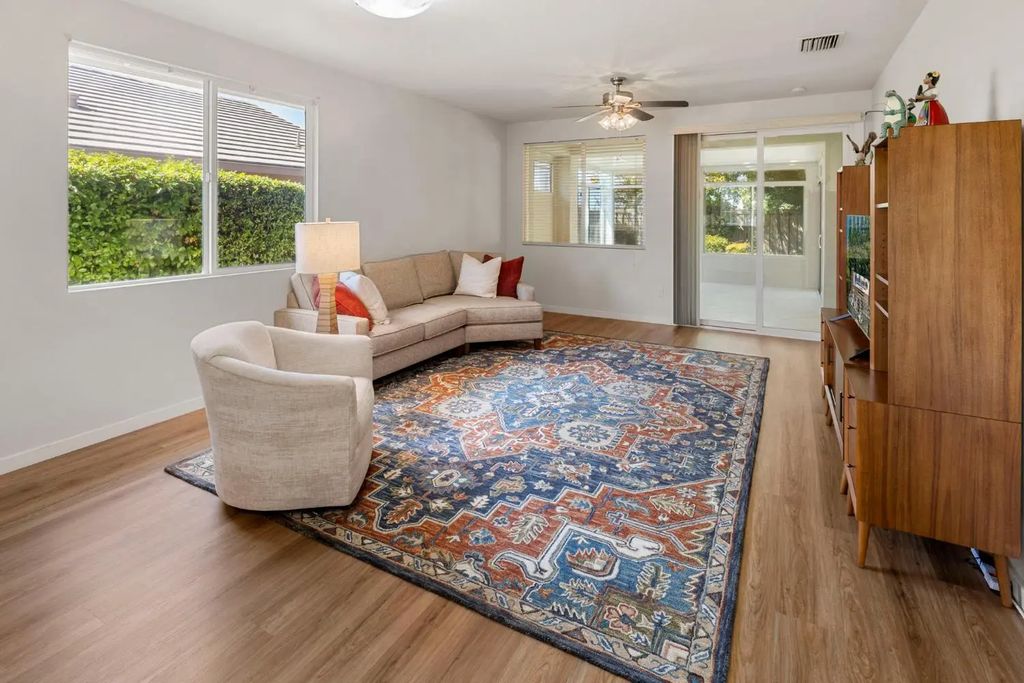 2838 Coopers Hawk Loop, Lincoln