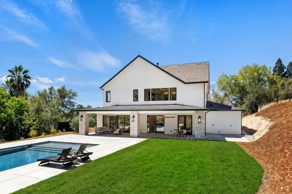 6025 Oak Hill Drive, Granite Bay