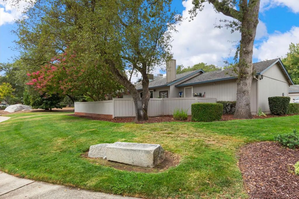 5770 Tudor Way, Loomis