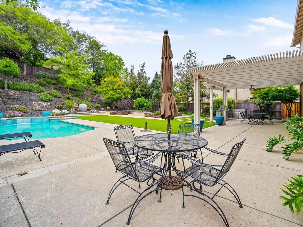 421 Aragon Court, El Dorado Hills