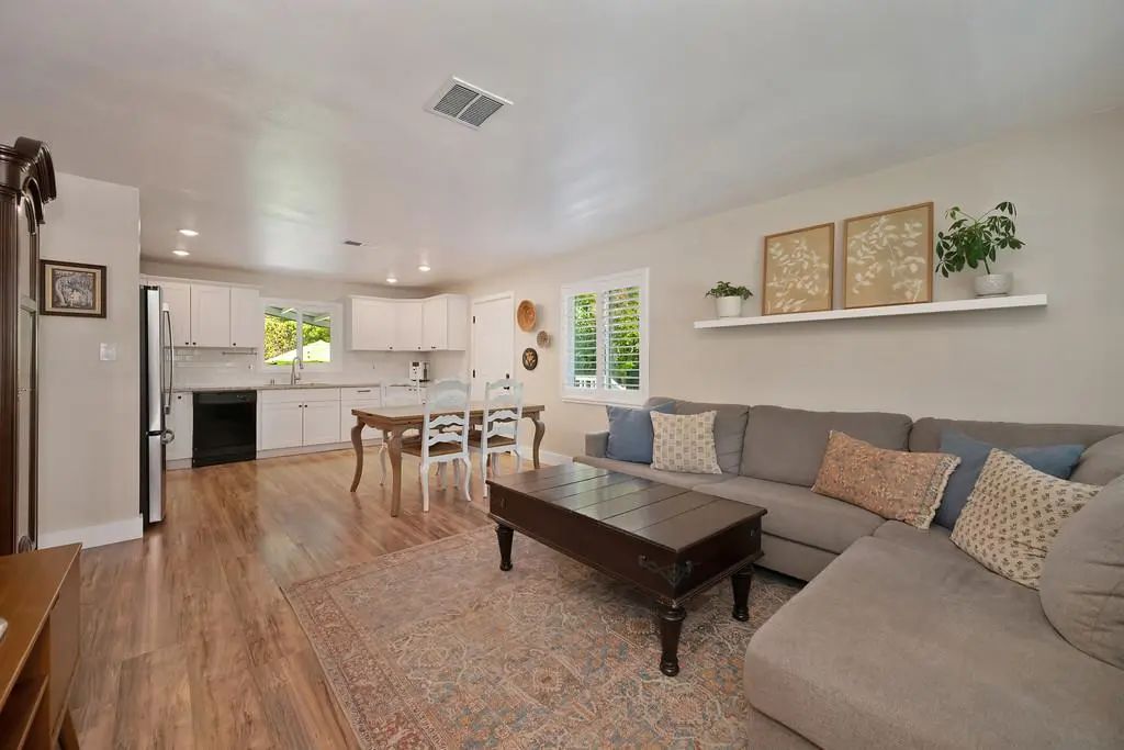 204 Birch Street, Roseville