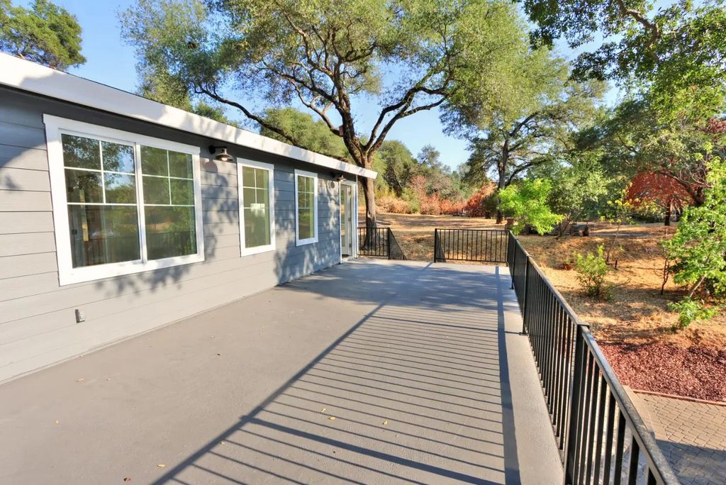 460 Gold Hill Road, Newcastle