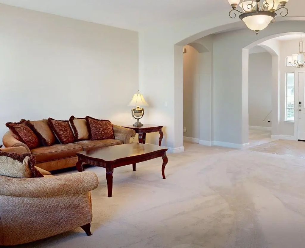 1758 Barossa Way, Roseville