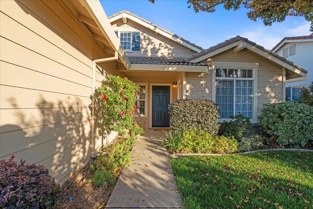 2656 Avocet Way, Lincoln