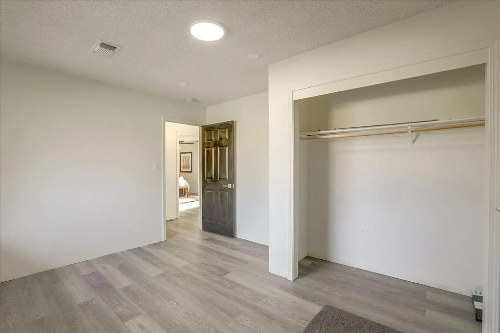 82 Bernice Avenue, Roseville