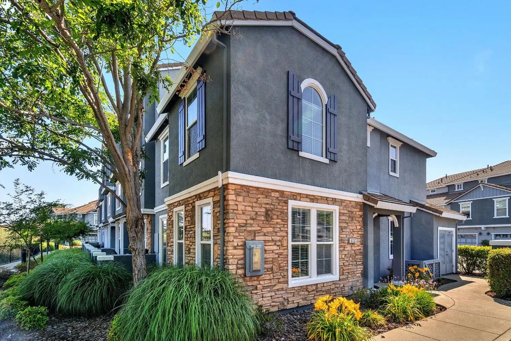 6137 Lonetree Boulevard, Rocklin