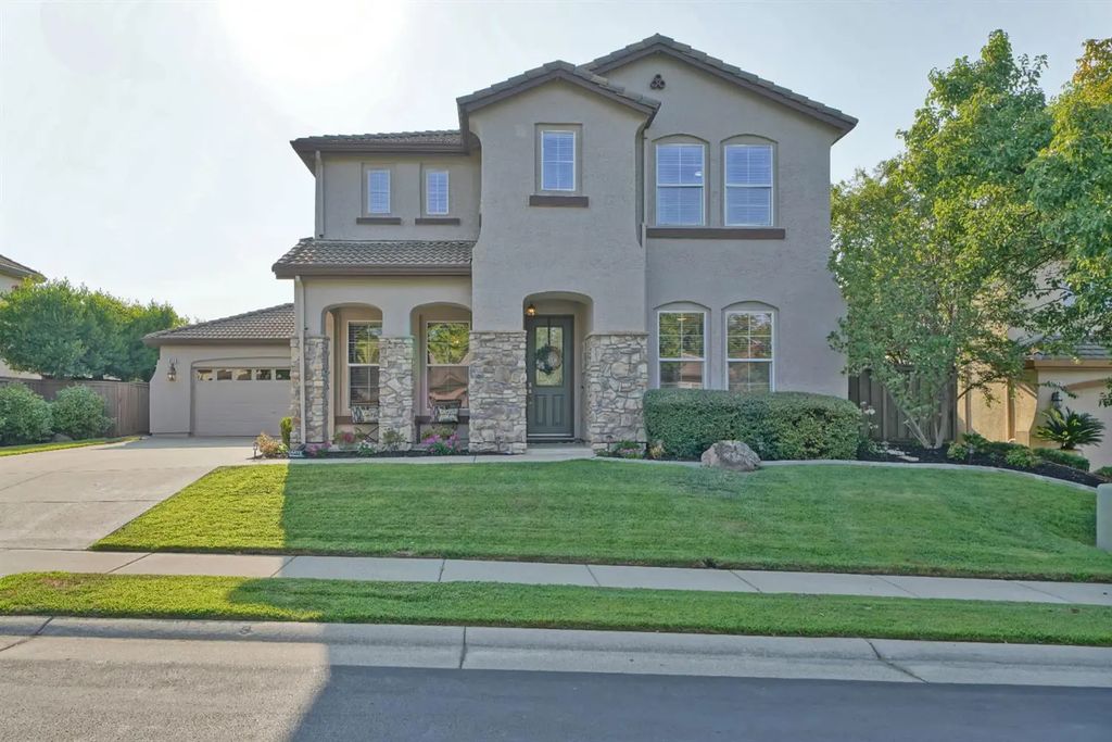 3113 Jenna Court, Roseville