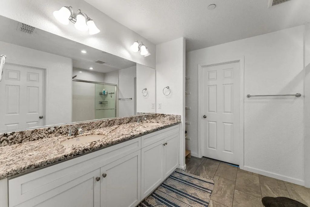 4208 Molten Creek Way, Roseville