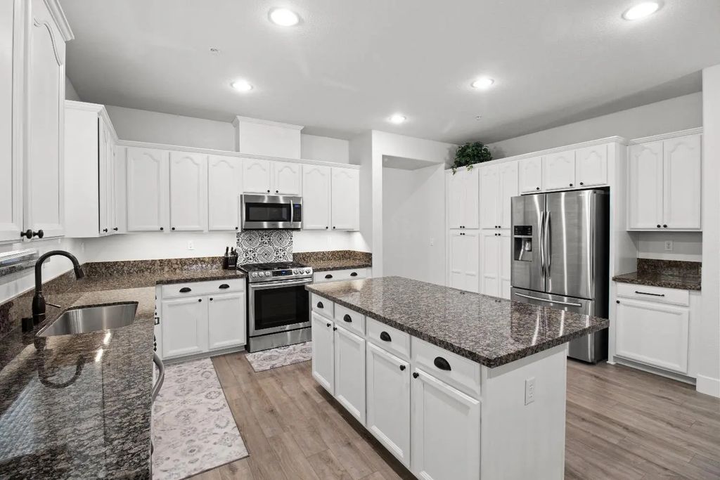325 Indian Runner Court, Roseville