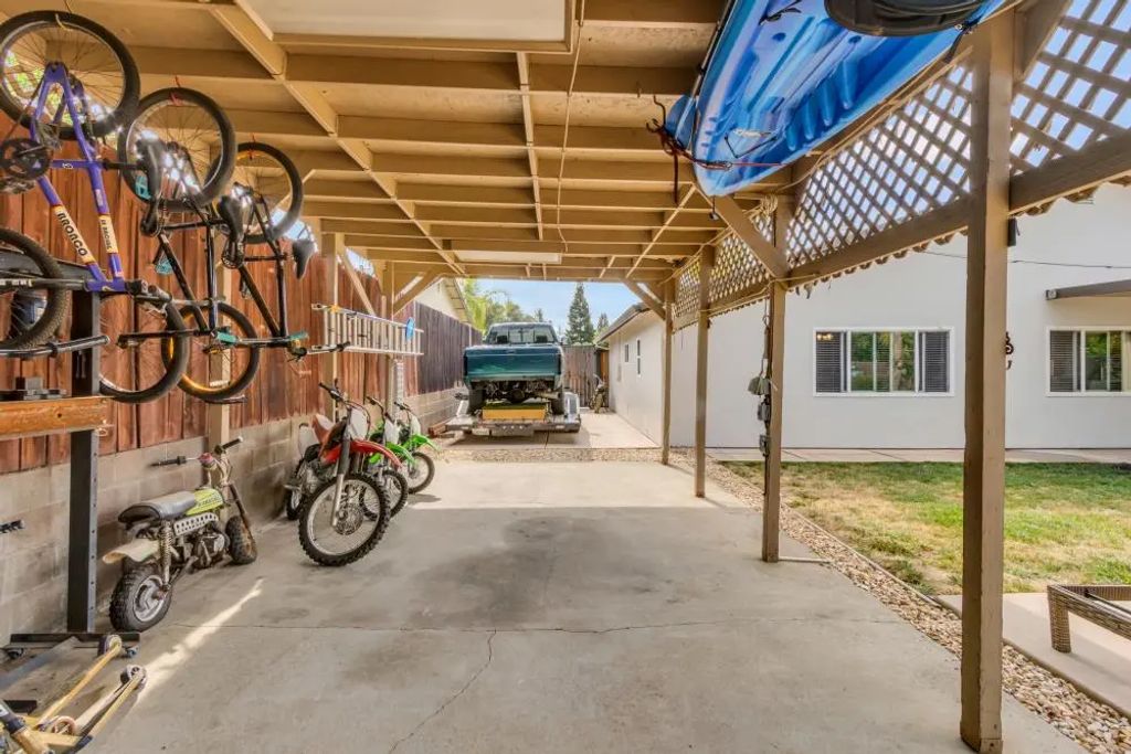 8405 Dalmeny Way, Citrus Heights