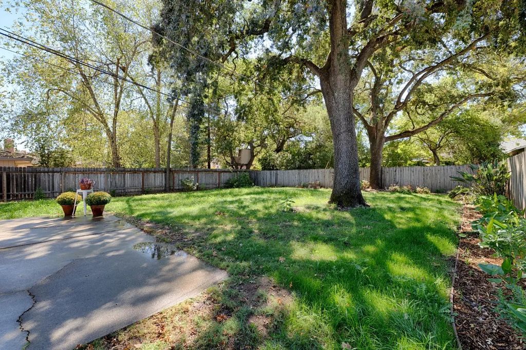 8844 Canarsie Avenue, Orangevale
