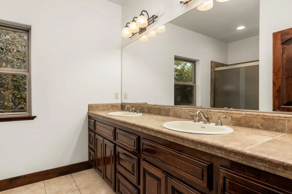 1746 Hidden Valley Lane, Auburn