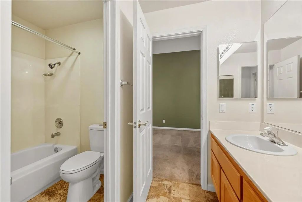 520 Yale Drive, Roseville