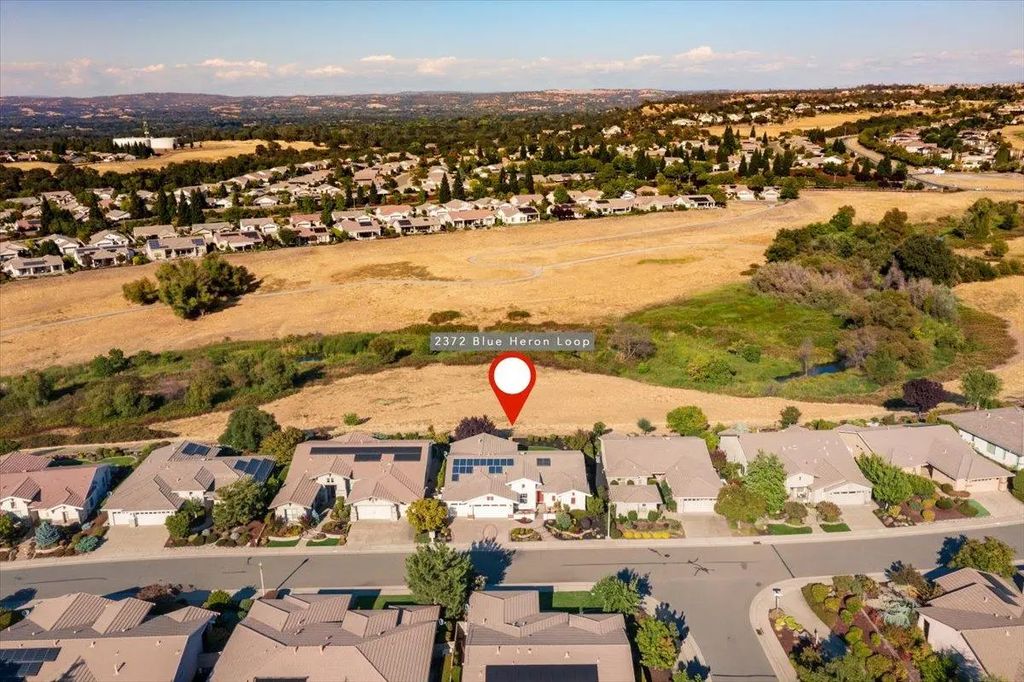 2372 Blue Heron Loop, Lincoln