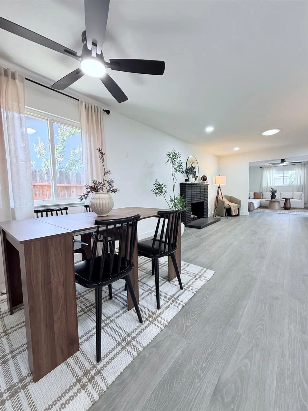 6035 Remington Avenue, Carmichael