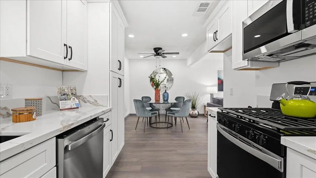 7593 Pratt Avenue, Citrus Heights