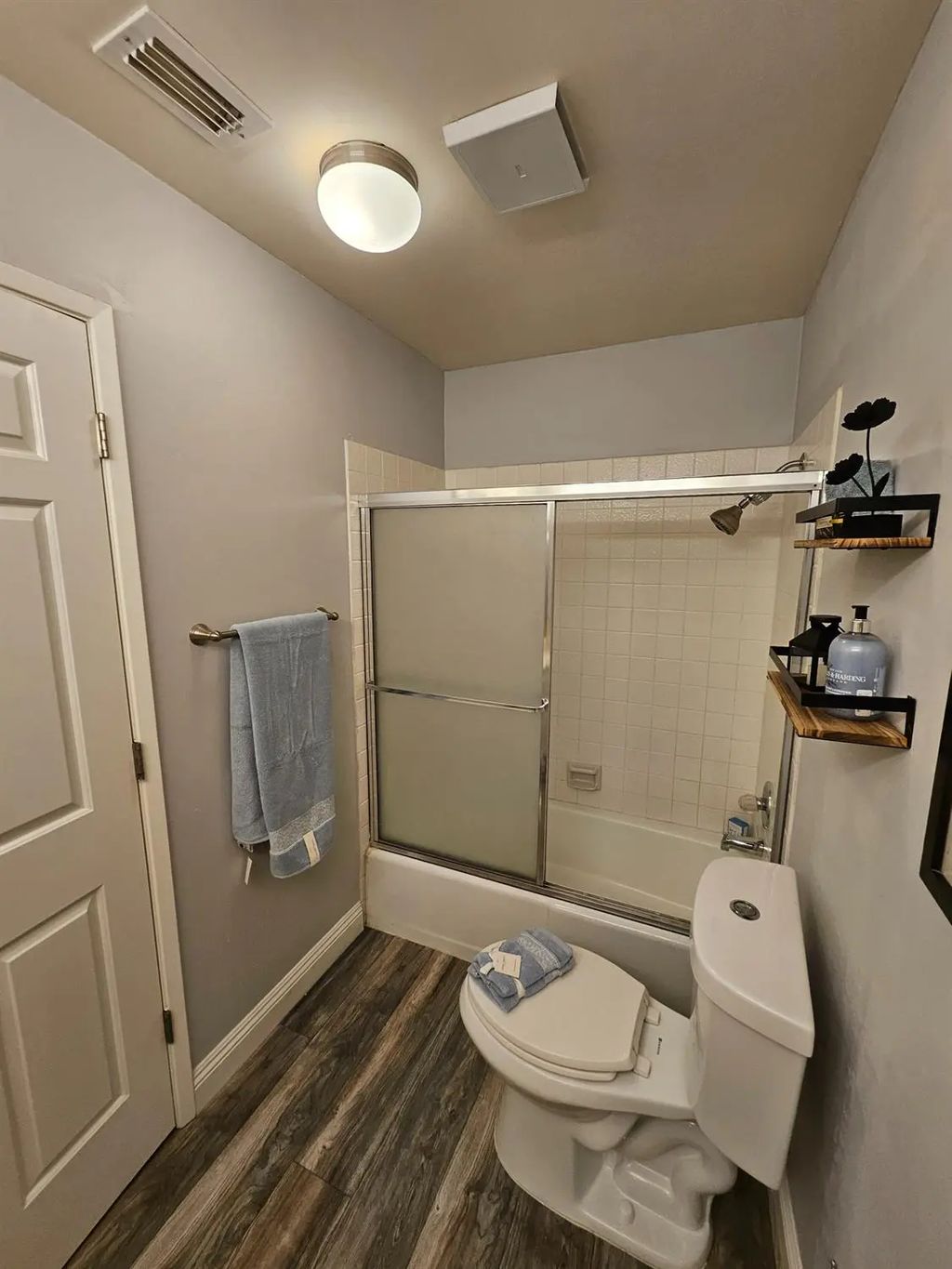 7417 Auburn Oaks Court D, Citrus Heights