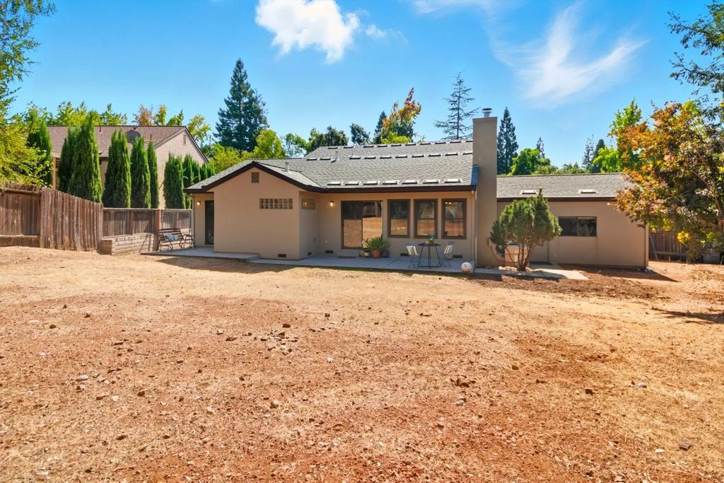 12327 Hidden Meadows Cir, Auburn