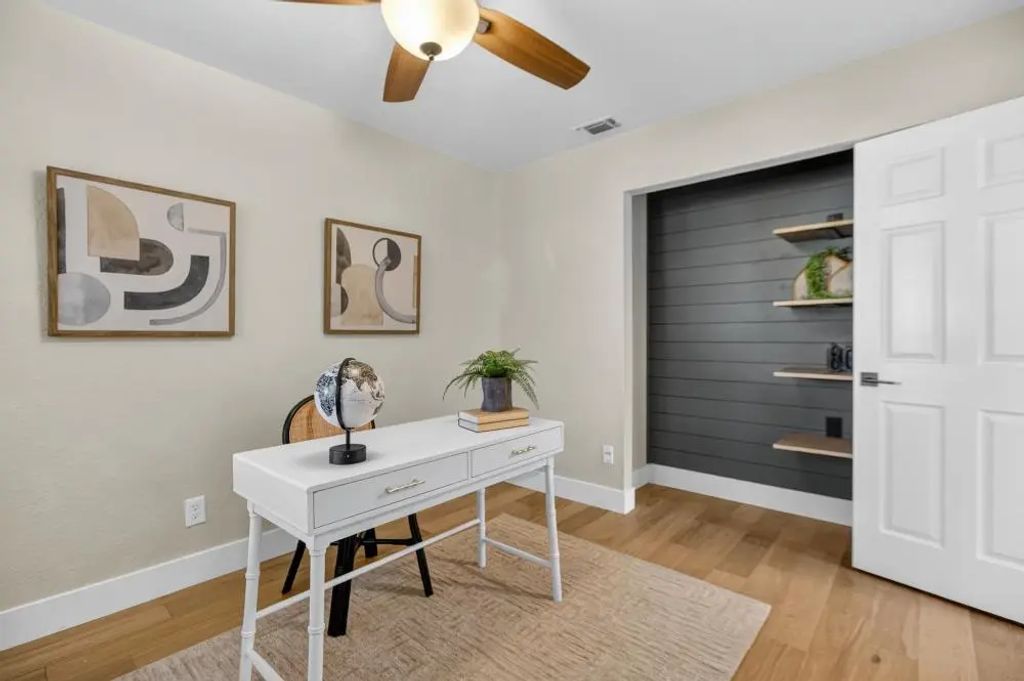 4821 Hartwick Road, Rocklin