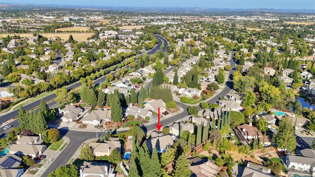 126 Brookhaven Drive, Roseville