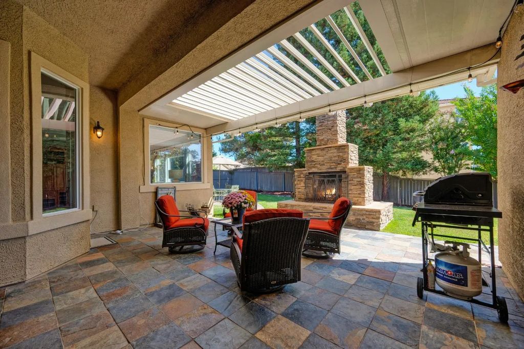 1612 Ridge Creek Way, Roseville