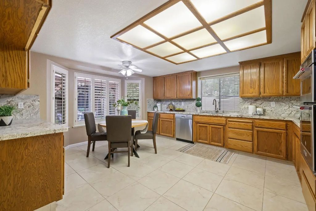 4345 Bannister Road, Fair Oaks
