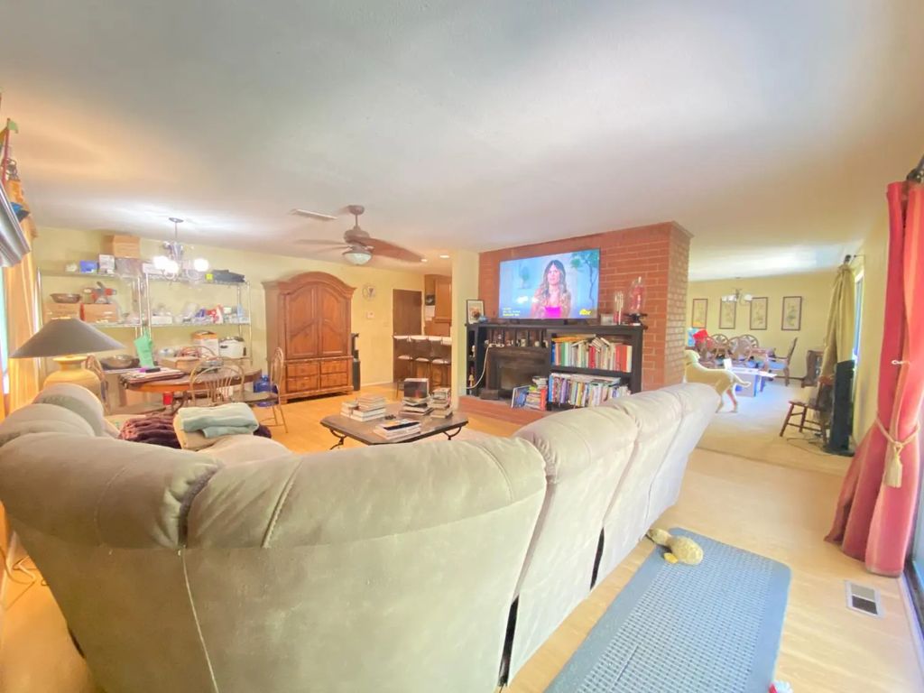 8011 Glenbar Way, Fair Oaks