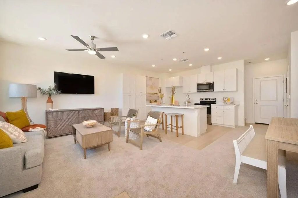 1728 Grand Breeze Lane 72, Lincoln